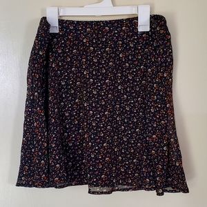 Forever 21 Miniskirt Large in Black